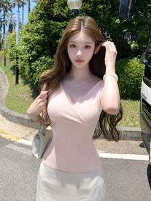 韓式交叉V領短袖針織上衣 女款 夏季修身顯瘦 時尚百搭通勤襯衫 粉色 - 粉色 - 查看 2