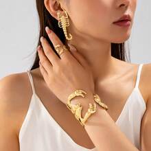4 قطع/مجموعة أساور وخواتم وأقراط أذن جديدة عصرية بتصميم عقرب معدني عتيق مخصص مجموعة مجوهرات - ذهبي أصفر - مشاهدة 6