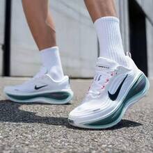 Nike Super Velour VOMERO PLUS Cushioning And Rebound Men's Road Running Shoes - White/Green - View 3