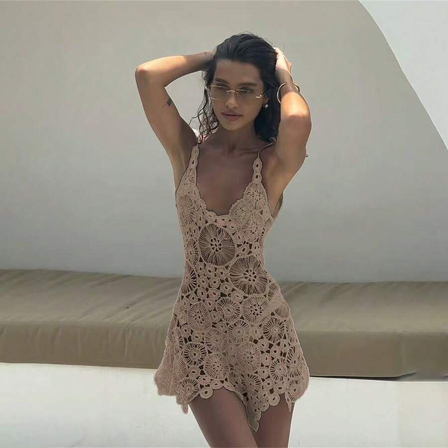 Vestido de verano de color sólido, estilo europeo y americano, femenino, con encaje calado de ganchillo, ideal como cubierta de playa. - Caqui - Ver 1