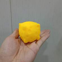 1 pieza Juguete antiestrés de bola de queso cuadrada ultra fina de 5-7cm, TPR/PU de rebote lento, juguete para aliviar el estrés, regalo de cumpleaños/Halloween, regalo perfecto para adolescentes - Multicolor - Ver 11