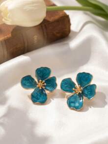 1 paire de boucles d'oreilles style vintage avec peinture à sable mouvant en forme de fleur, boucles d'oreilles à tige avec design de pétale exagéré et de niche, bijoux d'oreilles de luxe léger haut de gamme - Bleu azur - Voir 4