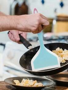 3/2/1pc Non-Scratch Wide Silicone Spatula, Heat-Resistant Non-Stick Pan Turner, Macaron Color-Block Long Handle, Anti-Slip Comfortable Grip With Hanging Hole For Easy Storage, One-Piece Silicone Material, Odorless, Soft Head For Enamel And Flat Bottom Pans, Suitable For Searing Steak, Pancakes, Tamagoyaki, Hand-Torn Pancakes, Multi-Functional Kitchen Cooking Tool, Colorful Silicone Cooking Spatula, Heat-Resistant Easy-To-Clean Home Kitchen Utensil - Multicolor - View 2