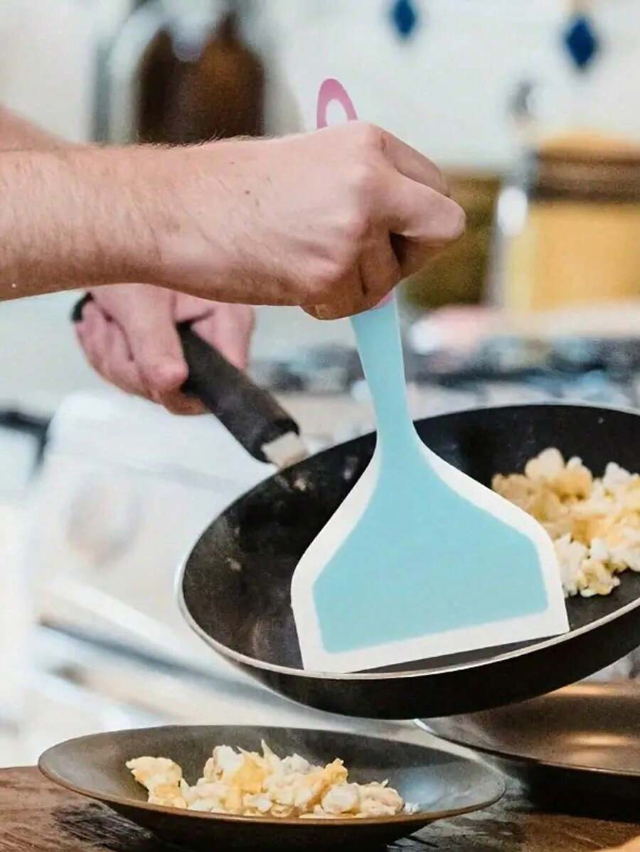 3/2/1pc Non-Scratch Wide Silicone Spatula, Heat-Resistant Non-Stick Pan Turner, Macaron Color-Block Long Handle, Anti-Slip Comfortable Grip With Hanging Hole For Easy Storage, One-Piece Silicone Material, Odorless, Soft Head For Enamel And Flat Bottom Pans, Suitable For Searing Steak, Pancakes, Tamagoyaki, Hand-Torn Pancakes, Multi-Functional Kitchen Cooking Tool, Colorful Silicone Cooking Spatula, Heat-Resistant Easy-To-Clean Home Kitchen Utensil