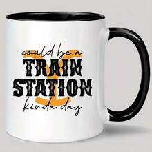 Nueva TAZA DE CAFÉ DE CERÁMICA DE 11oz ESTACIÓN DE TREN - Reutilizable, Aislada, Taza de Viaje, Lavar a Mano Solamente - Perfecta para Amantes del Café, Hombres y Mujeres, Taza en Blanco y Negro - Imagen 1 pieza - Ver 1