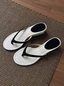 2026 Spring/Summer New Women's Square Toe Thong Kitten Heel Sandals - Black - View 8
