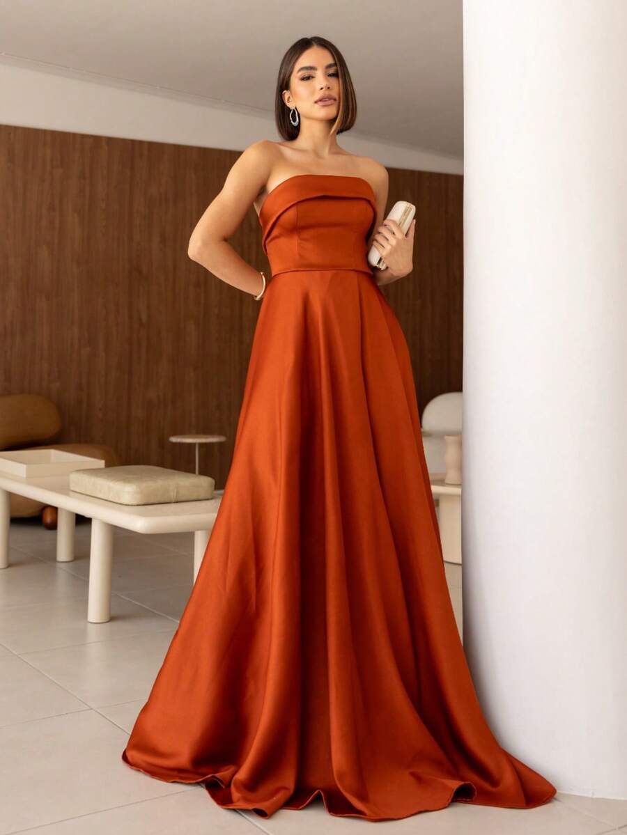 Elegant Strapless Long Party Dress With Built-In Bra Cups And A Full Skirt. - 紅陶 - 查看 1