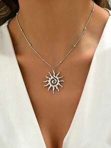 1PC Women's Silver Stainless Steel Vortex Sun Decor Pendant Necklace - Silver - View 3