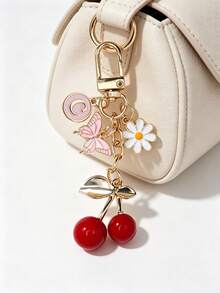 Charm de Bolsa Fofo Rosa Cereja Borboleta & Letra A-Z - Pendente de Moda para Mochila Cereja, Chaveiro, Pendente de Liga de Letra A-Z, Pendente para Auriculares, Ornamento Pendente para Carro, Charm Decorativo, Chaveiro Cereja, Ornamento de Bolsa, com Clipe de Bolsa, Joias de Resina Brilhante & Metal, Adequado para Carteira e Mochila Feminina - Multicolorido - Ver 3
