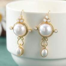 DIYCCPC 1 Pair Vintage Fashion Court Style Round Faux Pearl Earrings, Suitable For Daily Wear, Perfect Holiday Gift For Her - Gold - View 3