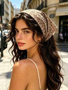 1 pieza Pañuelo triangular elástico con estampado de leopardo para mujeres, pañuelo boho elástico, pañuelo de cabeza elástico antideslizante, diadema triangular con estampado de leopardo vintage, accesorios para el cabello de gasa suave y ligera para uso diario, viajes, playa y fiestas - A - Ver 1