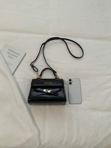 Bolso de mano de moda de unicolor con solapa de PU en relieve y cierre de metal - Negro - Ver 9