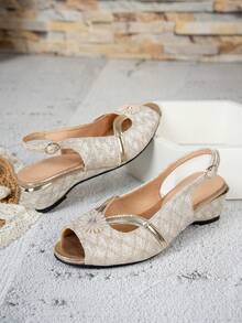 Sandalias de cuña con punta abierta y decoración de girasol de rhinestone con tira de tobillo ajustable para mujer, versátiles para fiesta y uso diario, verano - Beis - Ver 7