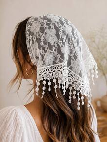 1 buah Ikat Kepala Wanita Motif Bunga Asli dengan Bordir Bunga dan Rumbai di Tepinya, Cocok untuk Penggunaan Sehari-hari dan Liburan - Putih - View 3