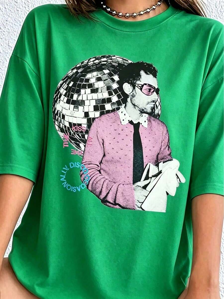 Kiss All The Time Shirt, HS4 New Album Graphic Tee, Harry Fan Tour Style T-Shirt. Women's Fashionable Casual T-Shirt With Creative Print, Short Sleeve, Round Neck, For Spring - 綠色的 - 查看 1