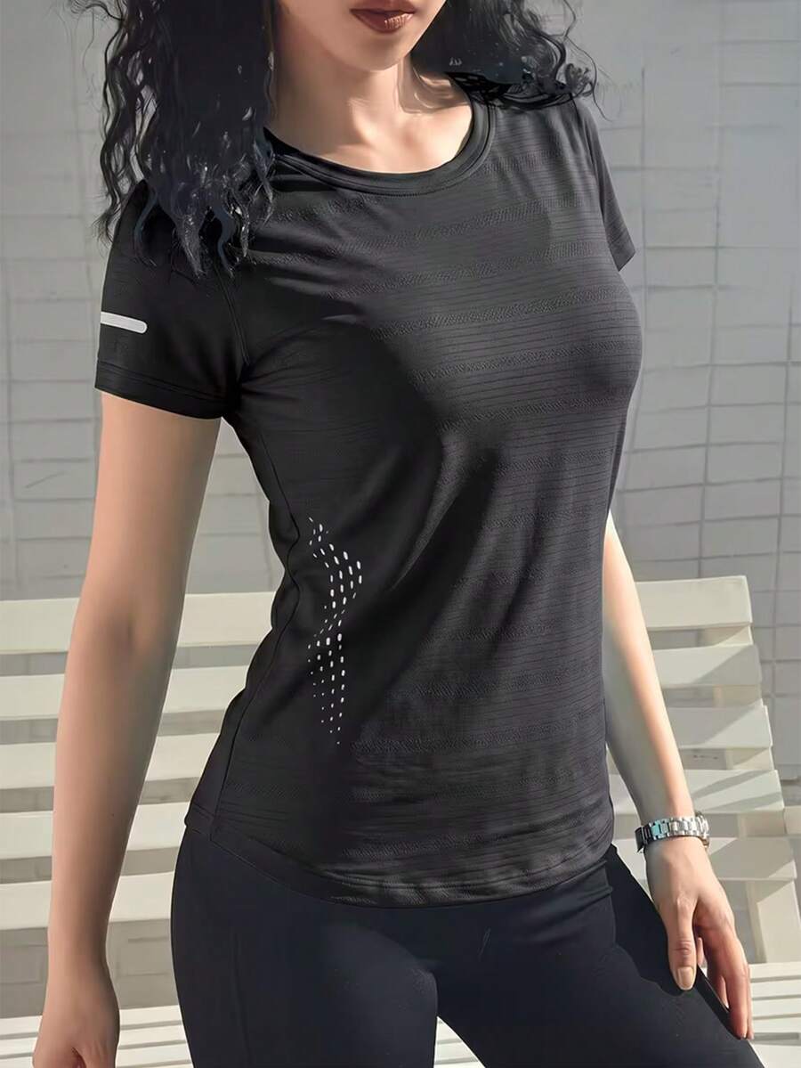 Women's Summer Outdoor Quick-Dry T-Shirt, Versatile Casual Top Sports - Black - View 1
