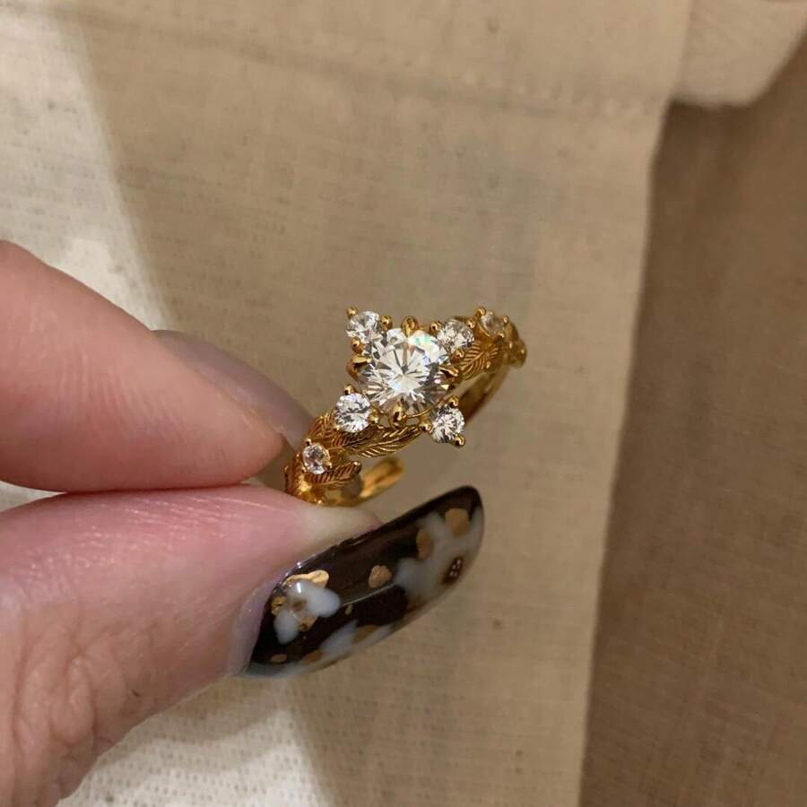 1 pièce Bague ouverte vintage de luxe élégante de niche personnalisée polyvalente exquise haut de gamme en feuille d'or avec zircone cubique, convient pour le port quotidien des femmes - Doré - Voir 1