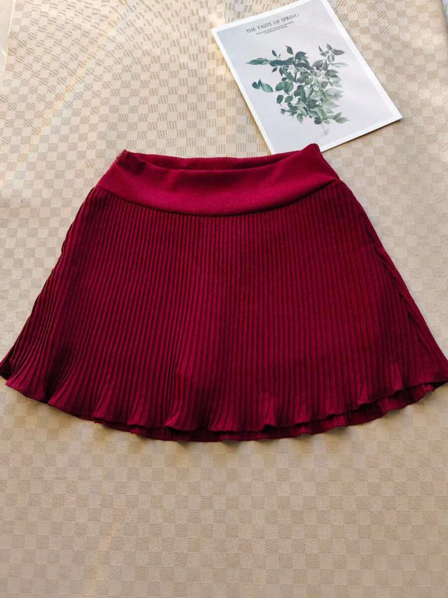 Women's Solid Color Shorts - Pleated Burgundy - View 1