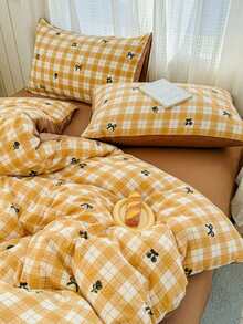 4PCS Yellow Plaid Cherry Bow Pattern Duvet Cover Set, Breathable For Spring/Summer, Includes 1 Duvet Cover, 1 Bed Sheet, 2 Pillowcases, Duvet Insert And Pillow Insert Not Included, Pillowcase Pattern Randomly Cut - Yellow - View 3