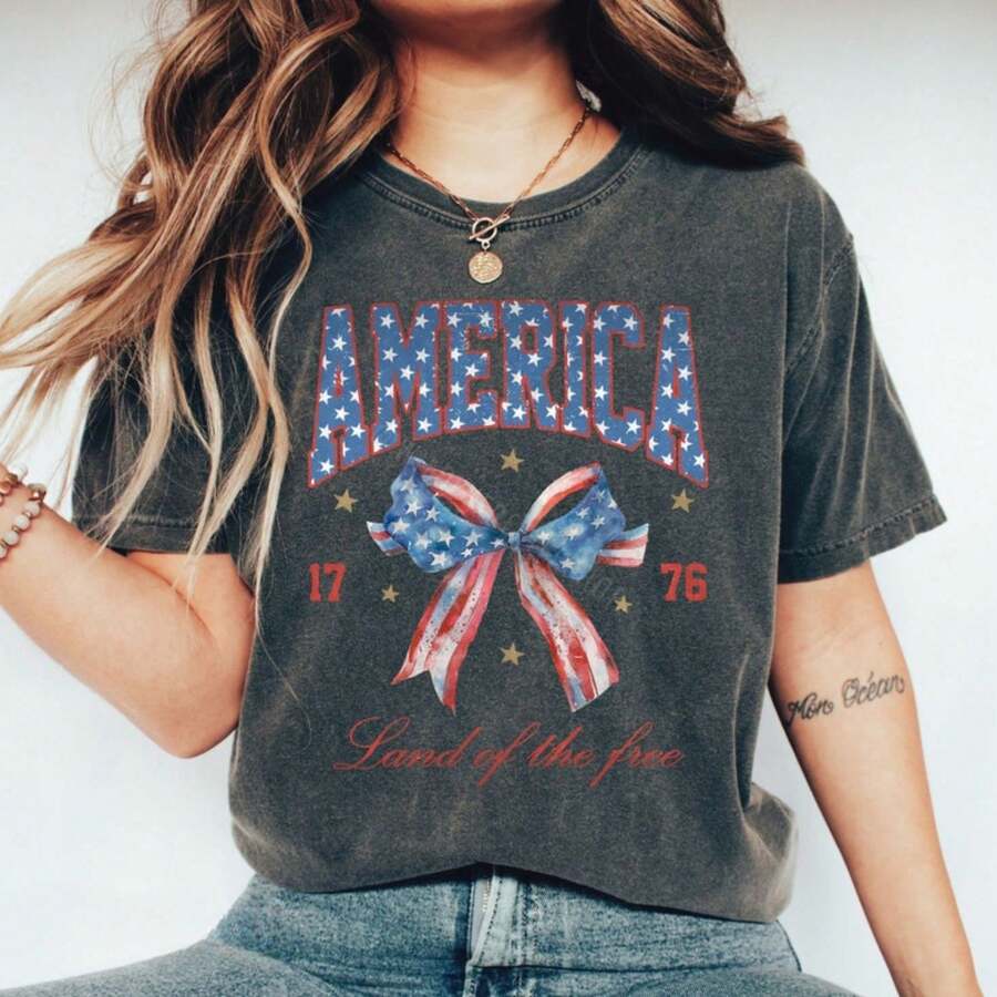 Womens July 4 Shirt, America Shirt, Land Of The Free, Patriotic Shirt, Memorial Day,Comfort 4th Of July,USA Tshirt,100% Cotton Round Neck Short Sleeve - 黑色 - 查看 1