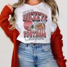 Buckeye Football Fan Tee, Ohio State T-Shirtcomndog heavyweight comndo  T-shirt. Butterfly print. Unisex sizing. Round neck inspirational T-shirt. Cut - Blanco - Ver 1