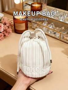 Dior 女款白色條紋抽繩化妝包，多口袋便攜極簡旅行化妝收納袋 - 白色 - 查看 10