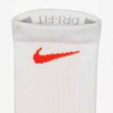 Nike Elite Logo嵌花針織速乾籃球運動中筒襪 男女同款 1雙裝 白色 - 白色 - 查看 5