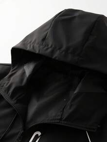 Men's Hooded Jacket, Linear Design With Contrast Color Lines, Smooth Zipper Opening, Chest Zipper Pocket, Elastic Sleeve Edges, Suitable For Commuting Wear, Versatile Matching - Black - View 3