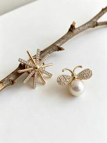 Bee Pearl + Baby's Breath Rhinestone Pair Brooches, Niche Exquisite Anti-Exposure Pin, Versatile Elegant Accessory For Suit And Shirt - Multicolor - View 6