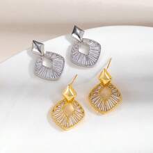 1 Paar robuste kupfervergoldete quadratische Zirkonia-Ohrringe mit geometrischem Rautenmuster, luxuriöse Cut Out Zirkonia-Ohrstecker, funkelnde Diamant-Ohrringe für Büro und Pendeln - Ohrringe aus Kupfer mit geometrischem Rautenmuster aus Zirkonia - Übersicht 2