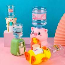 Dispensadores de agua mini infantiles, son distintos modelos que se mandan al azar, hermosos dispensadores de agua mini, incluye una mini botella y un mini vasito, tiene botón para servir agua. - Ver 3
