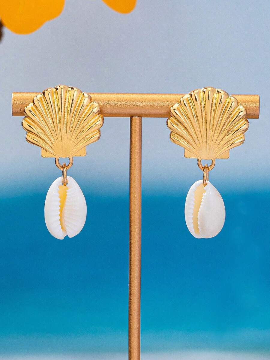 European & American Vacation Style Shell Fan-Shaped Earrings For Women, Niche Design Premium Feel Dangle Earrings, INS Earrings - Yellow Gold - View 1