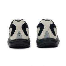 Mizuno 新款防滑網布透氣 SPARK CNIII 復古休閒跑步鞋 中性款 - 米白色/黑色 - 查看 11