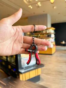 1pc Creative Mini Grip Strength Trainer Keychain, Novel Metal Alloy Key Ring Pendant, Suitable For Sports Enthusiasts, Fitness Experts, Fashion Backpack Decoration And Car Key Storage, Daily Carry Accessory - Multicolor - View 5