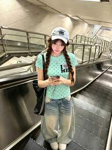 薄荷綠愛心字母印花方領短袖女款T恤，性感修身夏季小眾波點上衣，休閒度假風 - 薄荷綠 - 查看 1