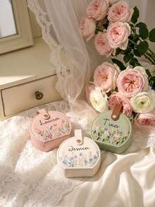 Boîte à bijoux personnalisée - Fleur d'anniversaire, Boîte à bijoux personnalisée - Fleur d'anniversaire, Boîte cadeau de demoiselle d'honneur de mariage pour les sœurs, Cadeau pour les femmes - Multicolore - Voir 6