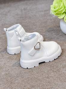 1 Pair Girls' Heart Button Boots, New Spring/Autumn Fashion Buckle Princess Boots, Korean Style Versatile Fashion Ankle Boots - White - View 10