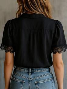 Blus Lengan Pendek Kerah Kemeja Putih dengan Hiasan Renda dan Patchwork - Hitam - View 2