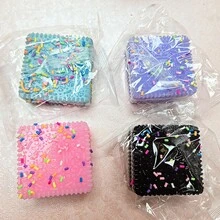 1個正方形三明治餅乾波浪鋸齒設計，3D紋理格紋表面，麥芽糖內餡，柔軟可捏，可重複擠壓回彈，爆紅泥狀高吸引力壓力舒緩收納盒｜高吸引力慢回彈軟橡膠3D正方形方塊，附彩色糖珠，壓力舒緩捏捏玩具，返校生日禮物 - 彩色 - 查看 3