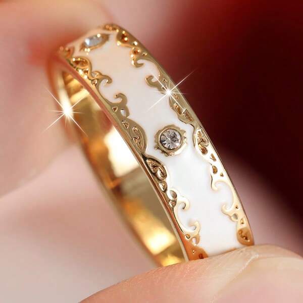 Vintage Elegant White Enamel Scroll Carved Ring Band, Inlaid With Sparkling Synthetic Zirconia, Exquisite Women's Jewelry, Suitable For Daily Wear, Perfect Gift For Birthday And Holiday