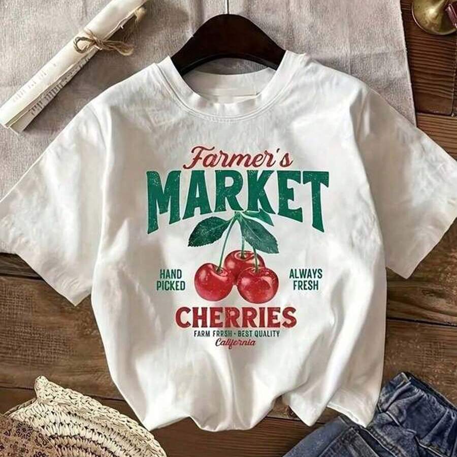 Camiseta Casual Blanca de Cuello Redondo para Mujer con Estampado de Cerezas Seleccionadas a Mano en el Mercado de Agricultcomndoes y Siempre Frescas - Blanco - Ver 1