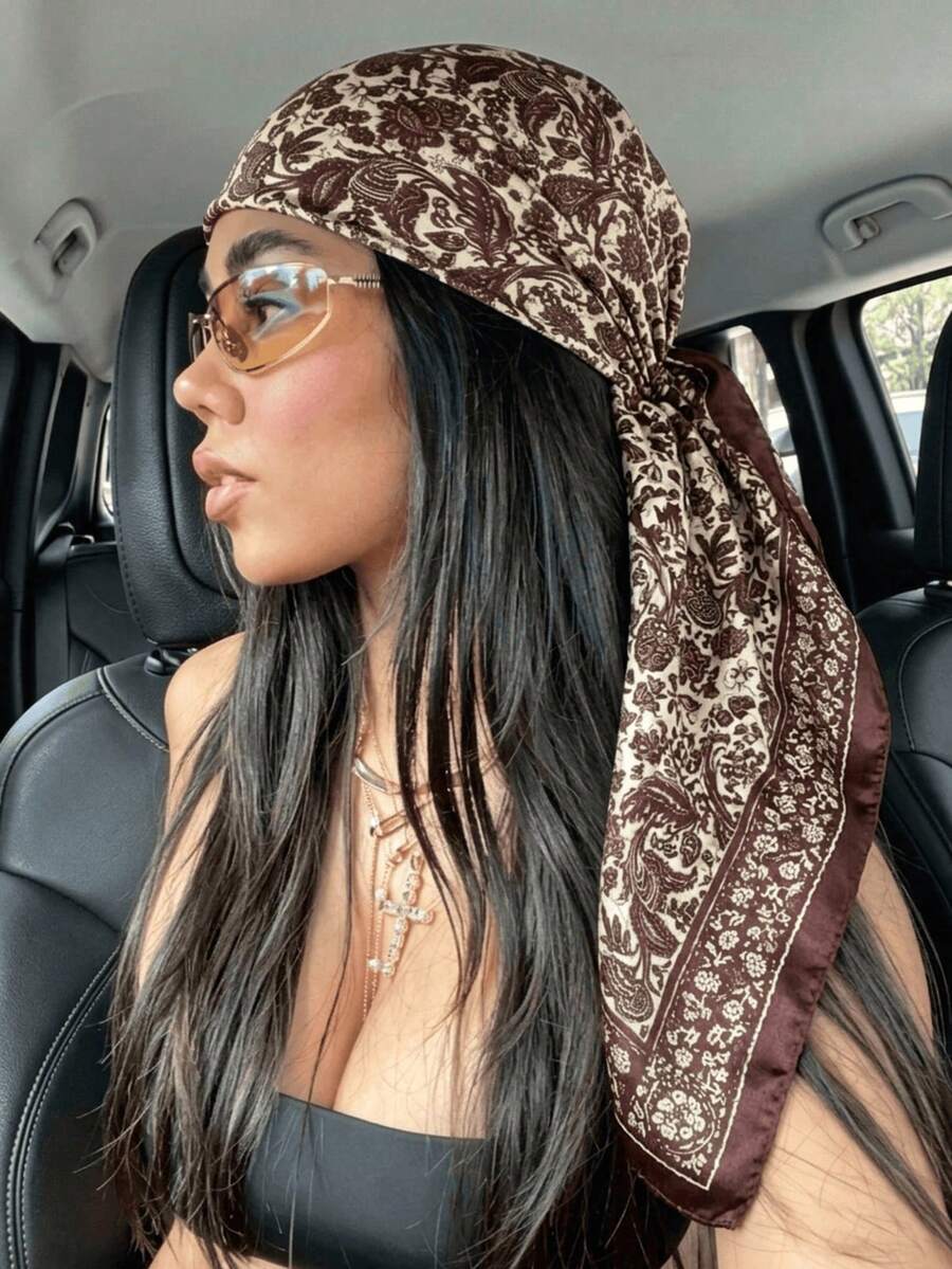 1件波希米亞風時尚佩斯利印花緞面圍巾/頭巾,女款休閒優雅頭巾披肩,適合日常穿著、防曬、海灘度假 - 棕色 - 查看 1