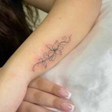 1pc Waterproof Anti-Rub PVC Realistic Lily Flower Tattoo Sticker, Suitable For Daily Wear - Grey - View 1
