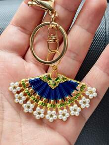 1pc Vintage Palace Style Fan Keychain, Inlaid With Artificial Pearls, Creative Alloy Key Chain, Bag Decoration Pendant, Ideal Birthday Gift, Holiday Gift, Party Favor, For Friends And Family - Multicolor - View 4