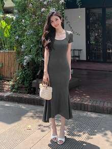 Summer Solid Color Long Fitted Mermaid Hem Short Sleeve Sweater Dress - Dark Grey - View 4