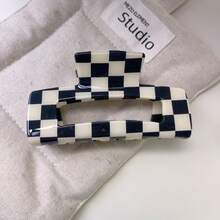 Plaid Print Hollow Hair Clip, Sturdy Hair Claw, Women's Vintage Hair Accessory, Suitable For Daily Casual Hairstyles And Updos - Black and White - View 2