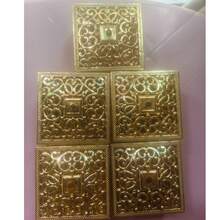 European Style Hollow Gold Wedding Candy Box, Wedding Favor Candy Box, Wedding Gift Storage Box, Wedding Return Gift Candy Packaging Box, Party Holiday Gift Candy Box, Mini Square Wedding Favor Box, Candy Jewelry Universal Storage Gift Box, Halloween Candy Box (Minor Flaws) - View 8