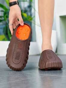 Outdoor Breathable High-Quality Women's Clogs, Outdoor Non-Slip Women's Sandals, Lightweight Breathable Women's Beach Shoes, Soft Comfortable Garden Shoes, Thick Sole Wear-Resistant Women's Casual Shoes, Plus Size 36-47 Women's Shoes (Hand-Painted Sole, Asymmetrical Pattern) - Brown - View 7
