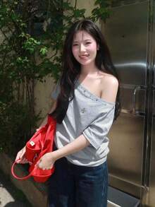 女款秋季美式風露肩短袖針織T恤，刺繡細節，可愛休閒上衣，適合夏季 - 灰色 - 查看 3