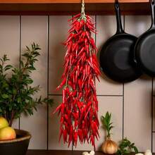 1 String Artificial Chili Pepper Decorative Fake Vegetable Artificial Plant Artificial Chili Pepper Artificial String Vegetable Artificial Fruit Vegetable Garland, Used For Home Kitchen Decoration, Farm Party, Holiday Decoration, Party, Harvest - Red - View 4